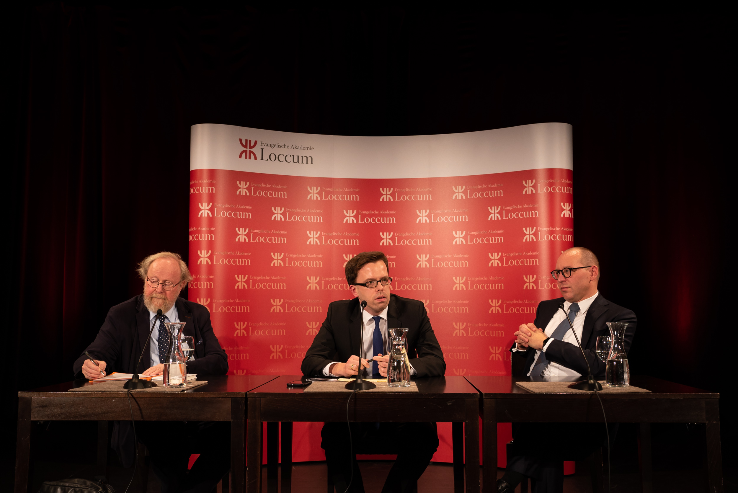 Wolfgang Thierse, Raoul Löbbert und Michael Heinig (v.ln.r.) im Gespräch_2