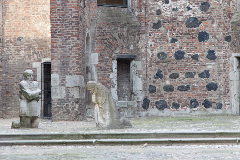 Stone figures in Alt St. Alban in Cologne