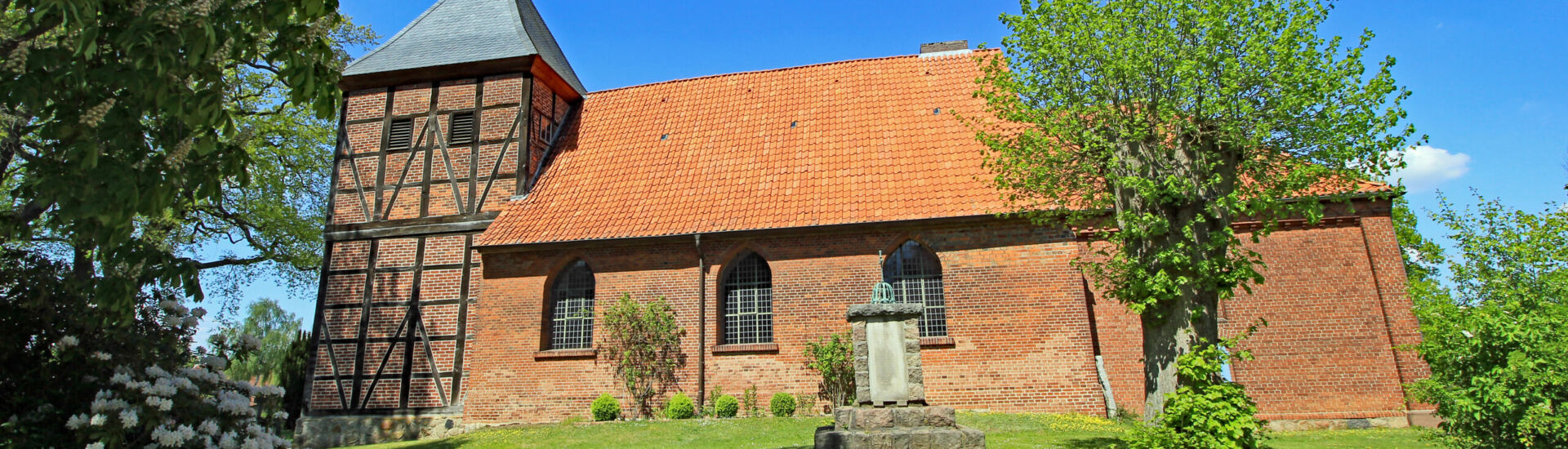 Wichmannsburg: St.-Georg-Kirche (17. Jh., Niedersachsen)